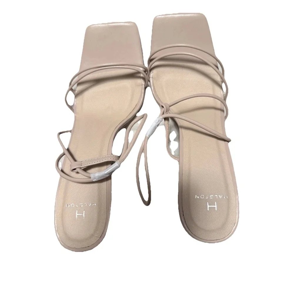 Women's New In Box Halston Nude Strappy Sandal‎ Size 11